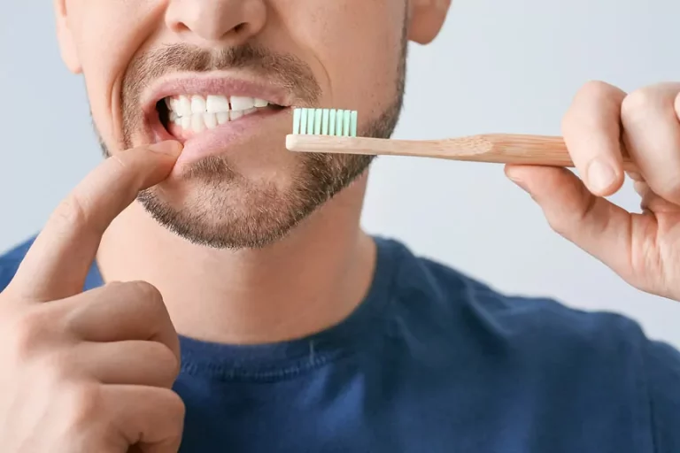 Brushing Your Teeth After Wisdom Teeth Removal